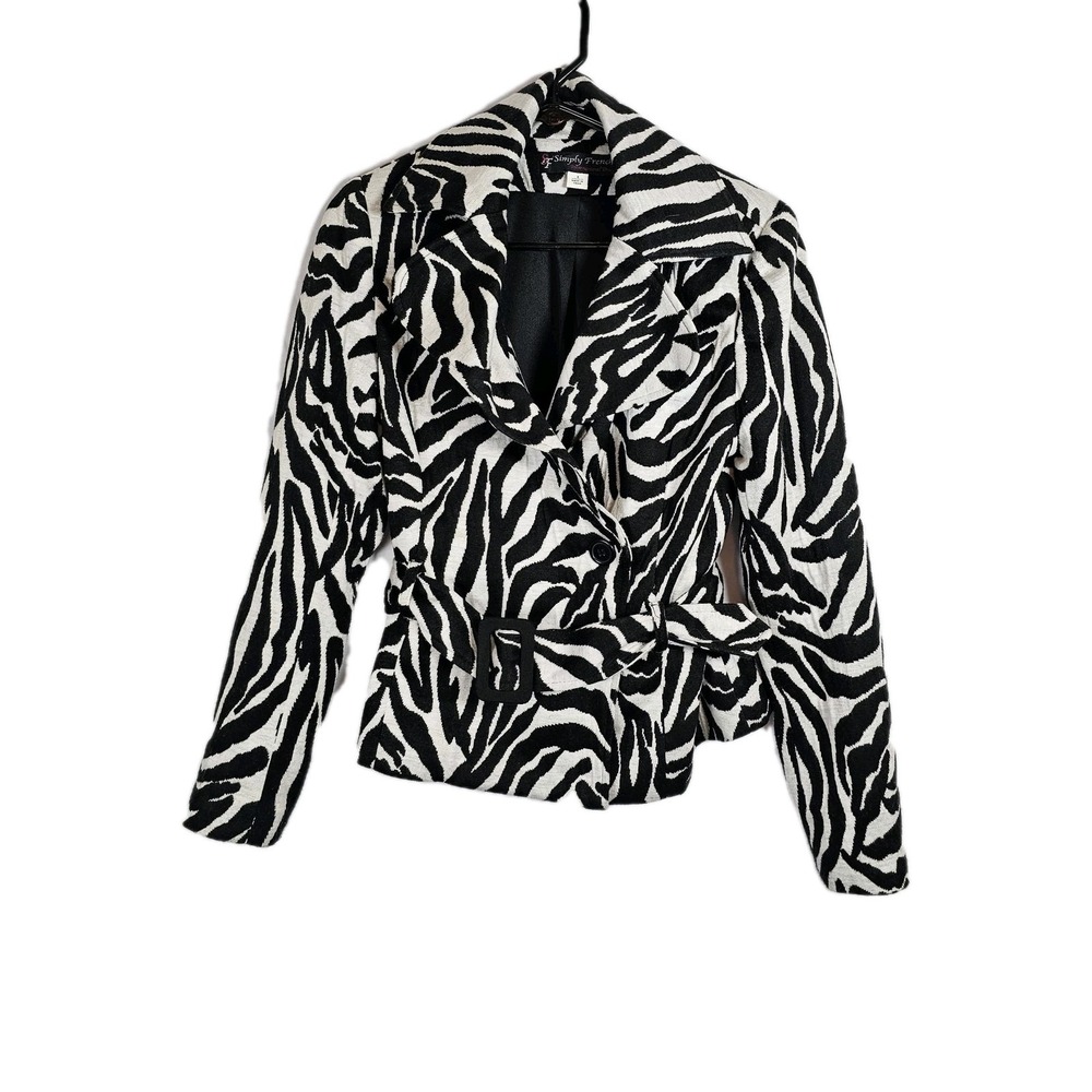 Simply French size 4 Zebra Jacket Lined Soft Black White Belted Button EUC